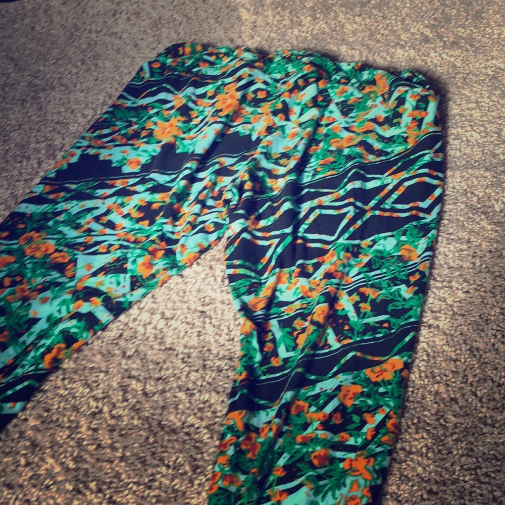 LuLaroe Tall and Curvy women’s stretch